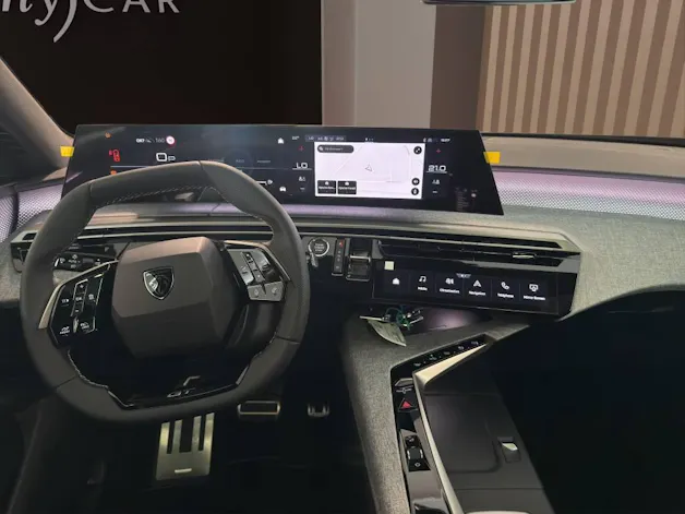 Peugeot 5008 145 Hybrid e-DCS6 GT