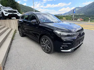 VW Tiguan 2.0 TSI R-Line DSG 4motion