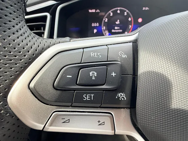 VW T-Roc 2.0 TSI R-Line DSG 4motion