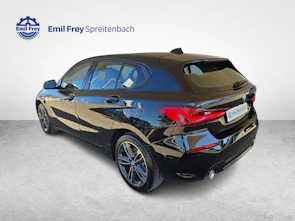 image du véhicule BMW 118d SAG