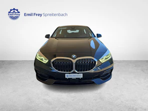 image du véhicule BMW 118d SAG