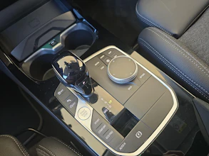 https://vehicle.imgix.net/4392012/b5186915-2ed2-4b3e-9fbd-e01ddcb17498.jpg