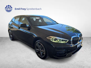 image du véhicule BMW 118d SAG
