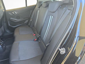 https://vehicle.imgix.net/4392012/f28172dd-2801-4c06-b807-40c940d5b6fb.jpg