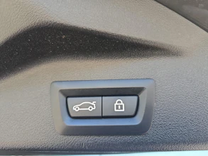 https://vehicle.imgix.net/4392016/b9041a93-c26c-4dd2-9362-37bd487d4aa4.jpg