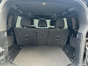 Land Rover Defender 110 3.0 D I6 350 Trophy Edition Yellow
