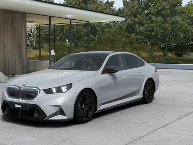 BMW M5 xDrive