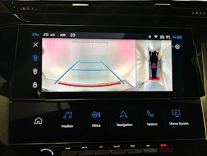https://vehicle.imgix.net/4392055/7ee9bbb8-1fd3-43dd-a1f7-3f35385a8540.jpg