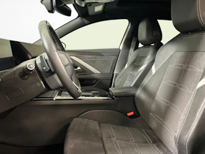 https://vehicle.imgix.net/4392062/d282d1ef-2d8a-42c6-92ed-d7dbf44f26c7.jpg