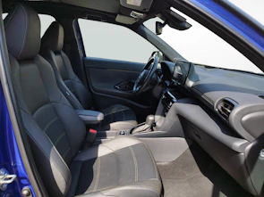 image du véhicule TOYOTA Yaris Cross 1.5 VVT-i HSD Premiere Edition AWD-i