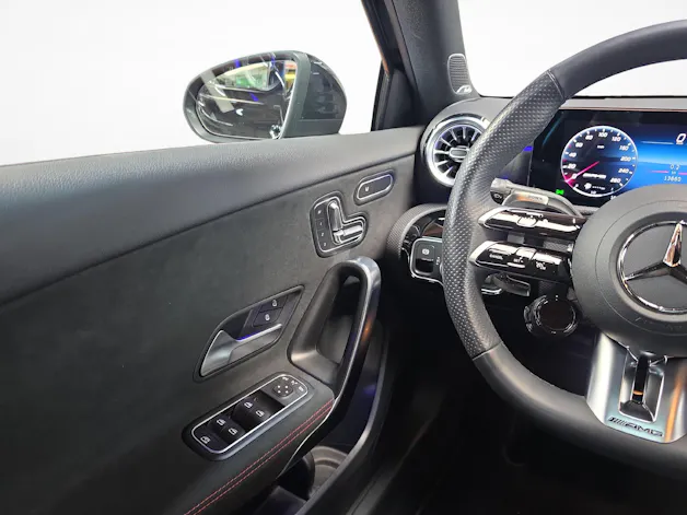 Mercedes-Benz A 35 AMG 4MATIC