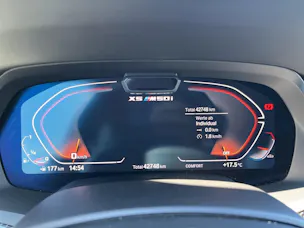 BMW X5 M50i xDrive