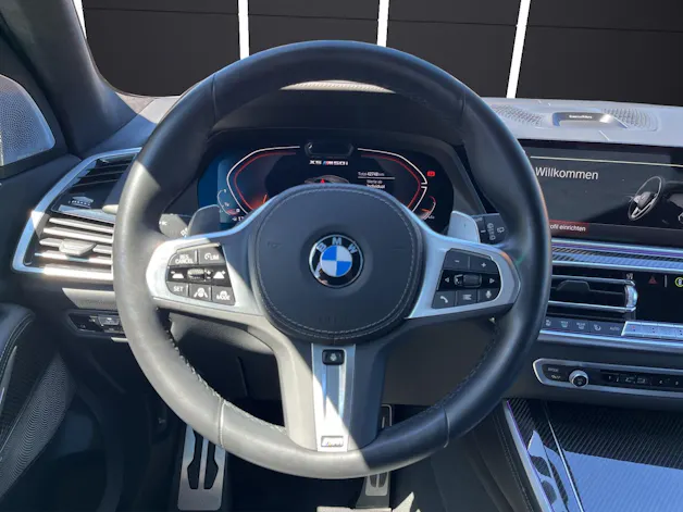 BMW X5 M50i xDrive