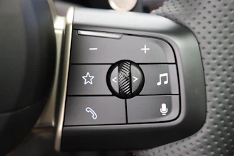 https://vehicle.imgix.net/4392093/1105b1ce-45cd-4086-8a38-e2d15aeb2d3e.JPG