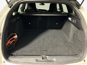 https://vehicle.imgix.net/4392095/aaf1b63f-4e92-42d6-ab90-1ca51cb0f7fe.jpg