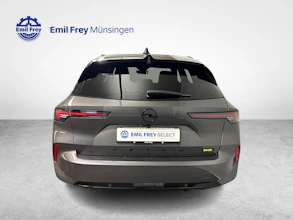 https://vehicle.imgix.net/4392101/c9cceb4f-3649-4bd6-a767-b9154506ddce.jpg