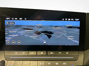 https://vehicle.imgix.net/4392101/e731cc04-94b4-4688-a79f-accf05b0b9b7.jpg
