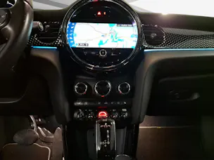 Mini Cabrio F57 1.5i Cooper