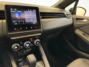 https://vehicle.imgix.net/4392104/89c885b3-cbe8-41f2-b12b-ba93965e234a.jpg