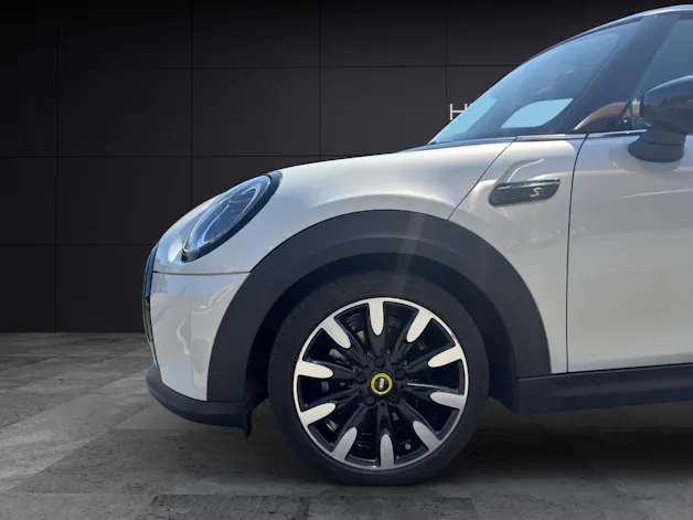 Mini F56 Cooper SE