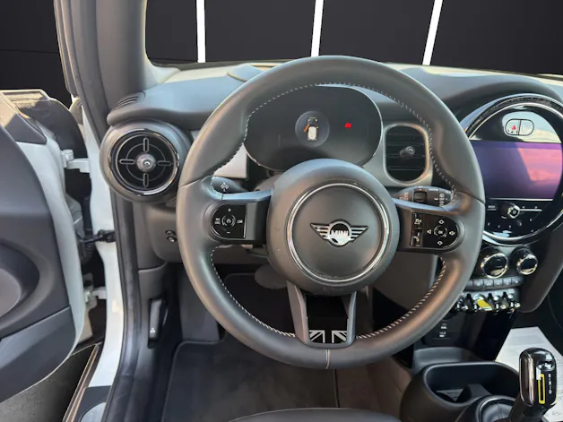 Mini F56 Cooper SE