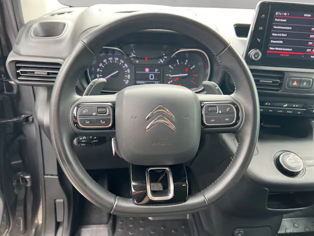CITROEN Berlingo 1.5 BlueHDi 130 Shine EAT8 / Rückfahrkamera / Totwinkelassistent / inkl. Winterräder / CH-Herstellergarantie