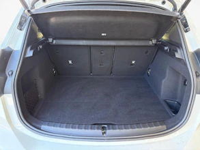 https://vehicle.imgix.net/4392194/a853158b-8d43-43a2-ab7d-3a9a882d61f3.jpg