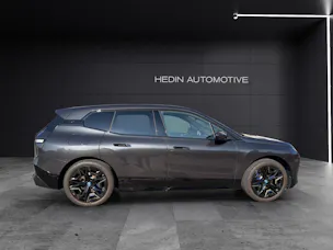 BMW iX M60