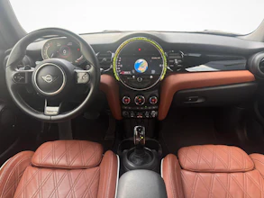 https://vehicle.imgix.net/4392340/096f7ecc-ecb9-4ba1-9206-e2132eb67851.jpg