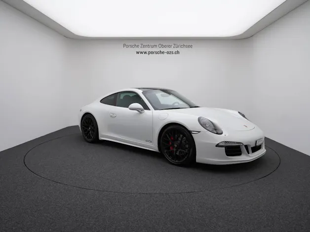 Porsche 911 Carrera 4 GTS