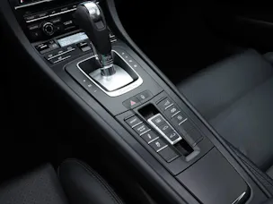 Porsche 911 Carrera 4 GTS