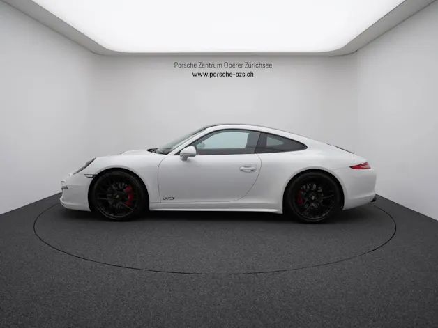 Porsche 911 Carrera 4 GTS
