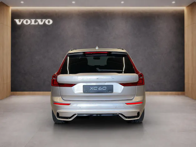 Volvo XC60 2.0 B5 MH Ultra Dark AWD