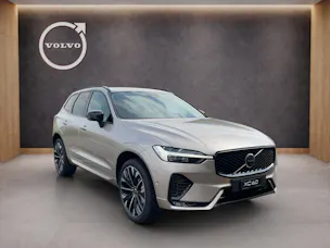Volvo XC60 2.0 B5 MH Ultra Dark AWD
