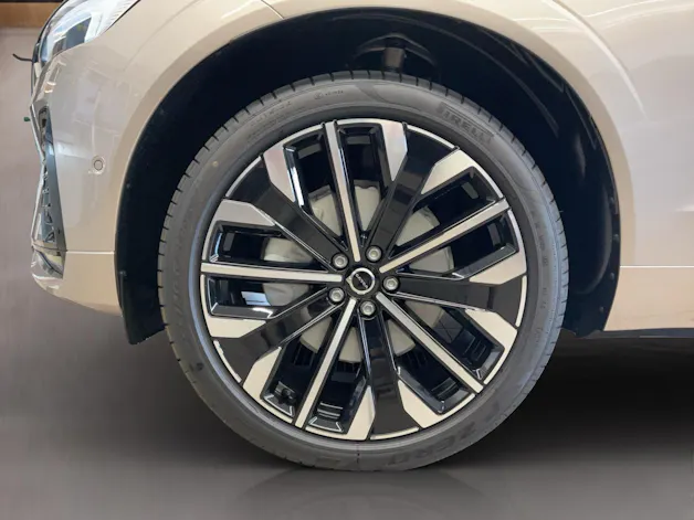 Volvo XC60 2.0 B5 MH Ultra Dark AWD