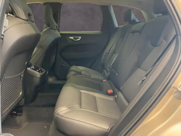 Volvo XC60 2.0 B5 MH Ultra Dark AWD