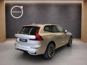 Volvo XC60 2.0 B5 MH Ultra Dark AWD