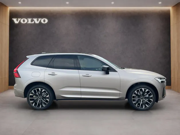 Volvo XC60 2.0 B5 MH Ultra Dark AWD