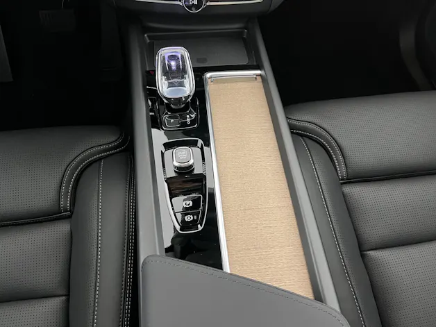 Volvo XC60 2.0 T8 TE Ultra Dark eAWD