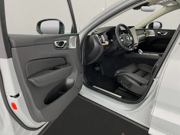 Volvo XC60 2.0 T8 TE Ultra Dark eAWD