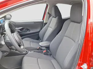Toyota Yaris 1.5 VVT-i HSD Trend