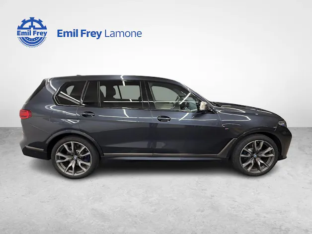 BMW X7 M50i