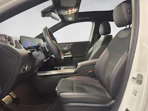 MERCEDES-BENZ EQA 350 AMG Line 4Matic Swiss Star