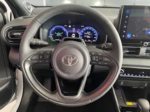 Toyota Yaris 1.5 VVT-i HSD Premium