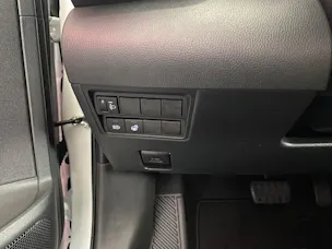 Toyota Yaris 1.5 VVT-i HSD Premium