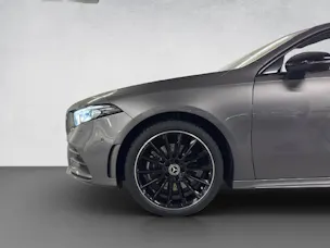 Mercedes-Benz A 250 e AMG Line