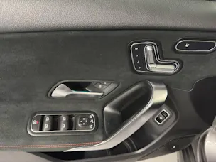 Mercedes-Benz A 250 e AMG Line