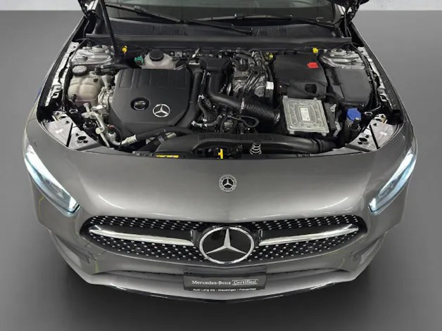 Mercedes-Benz A 250 e AMG Line