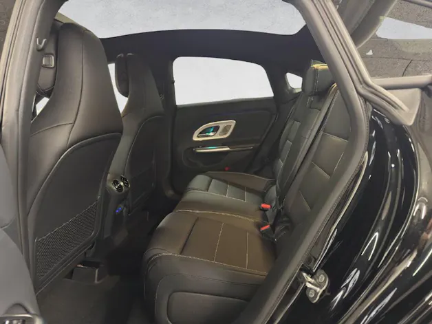 Mercedes-Benz CLA 220 AMG Line 4Matic