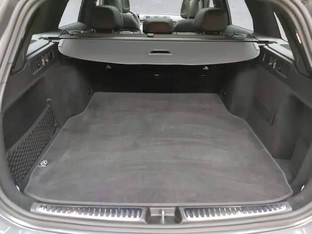 MERCEDES-BENZ C 300 AMG Line 4Matic T- Modell